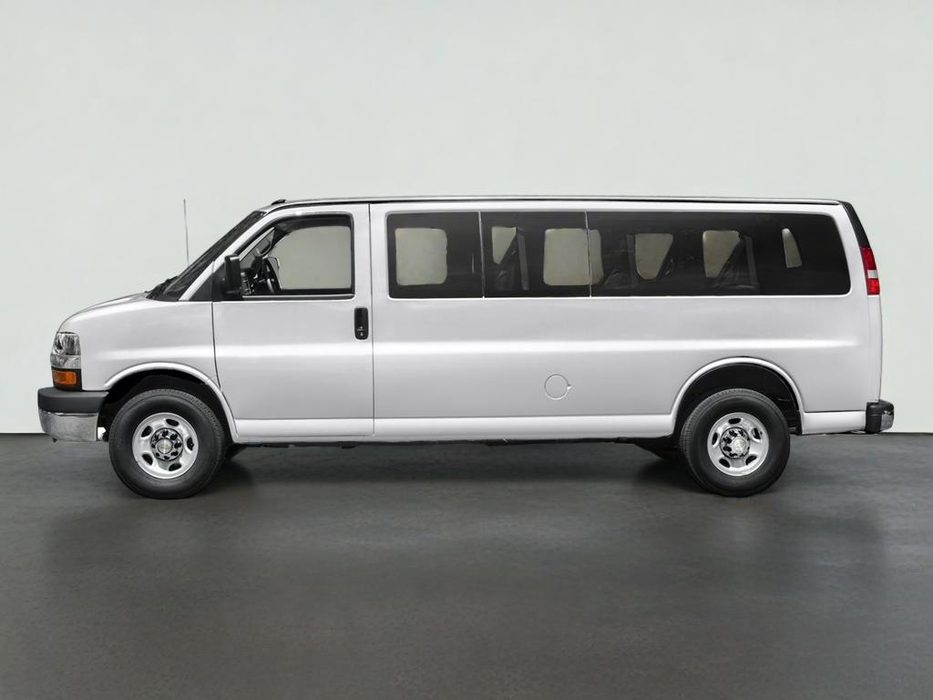 2017 Chevrolet Express Passenger LT