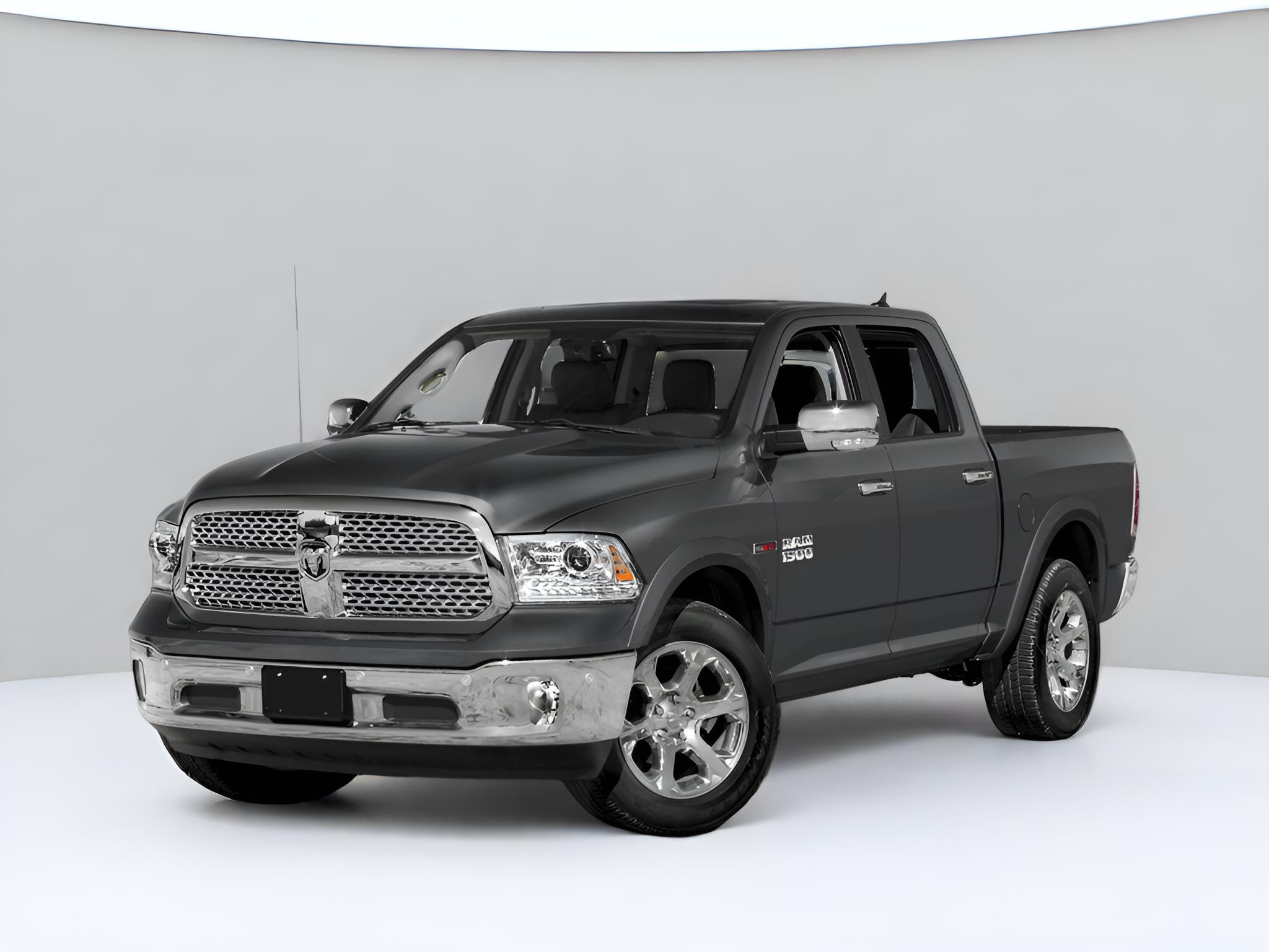 2017 RAM 1500 Laramie Crew Cab 4x4 5'7"" Box