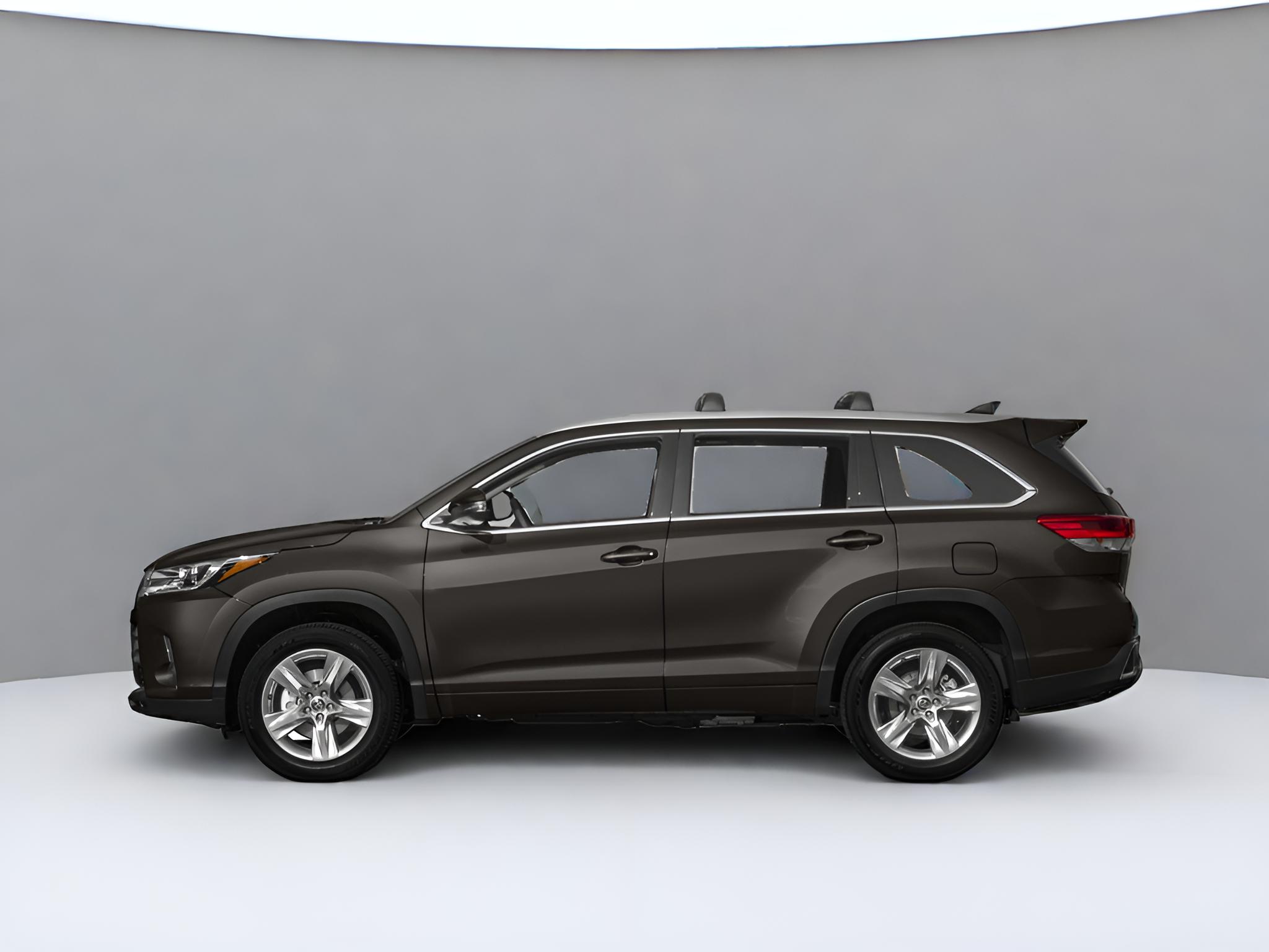 2018 Toyota Highlander Base