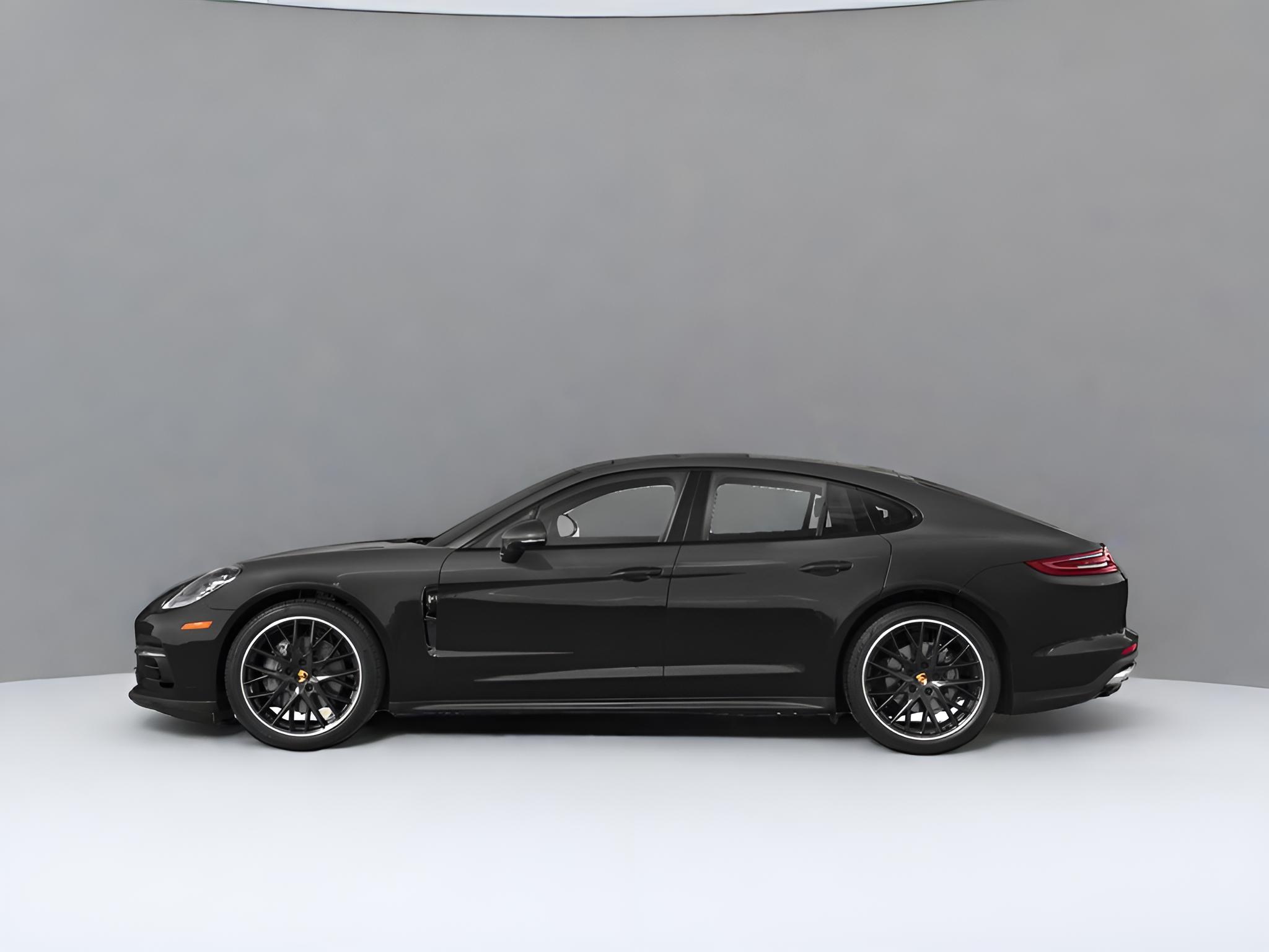2018 Porsche Panamera 4