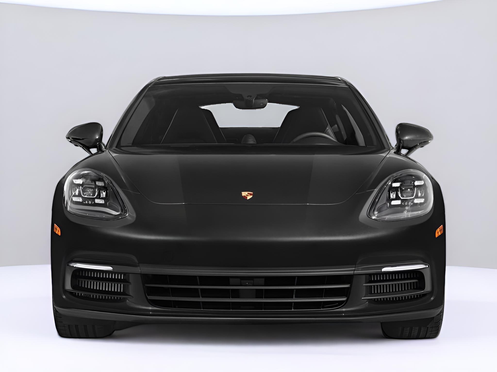 2018 Porsche Panamera 4