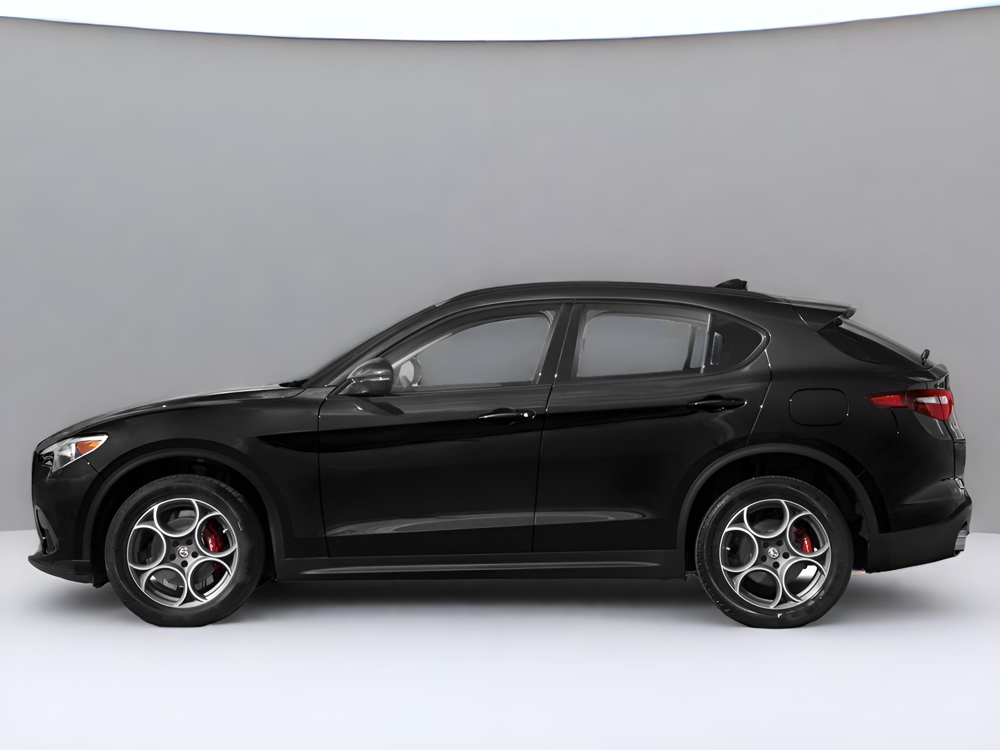 2019 Alfa Romeo Stelvio Base