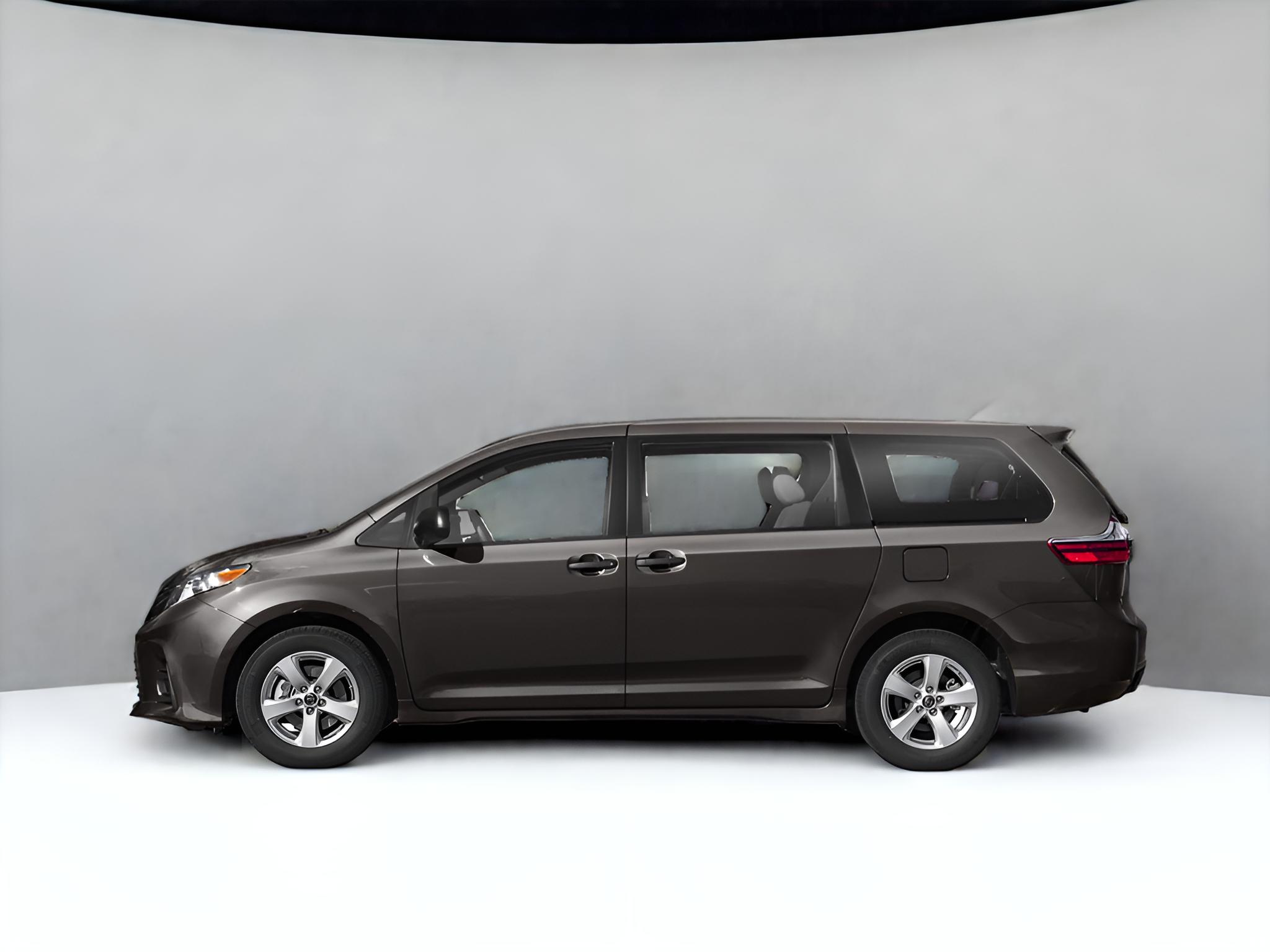2020 Toyota Sienna XLE MOBILITY VAN, SIDE LIFT SEAT