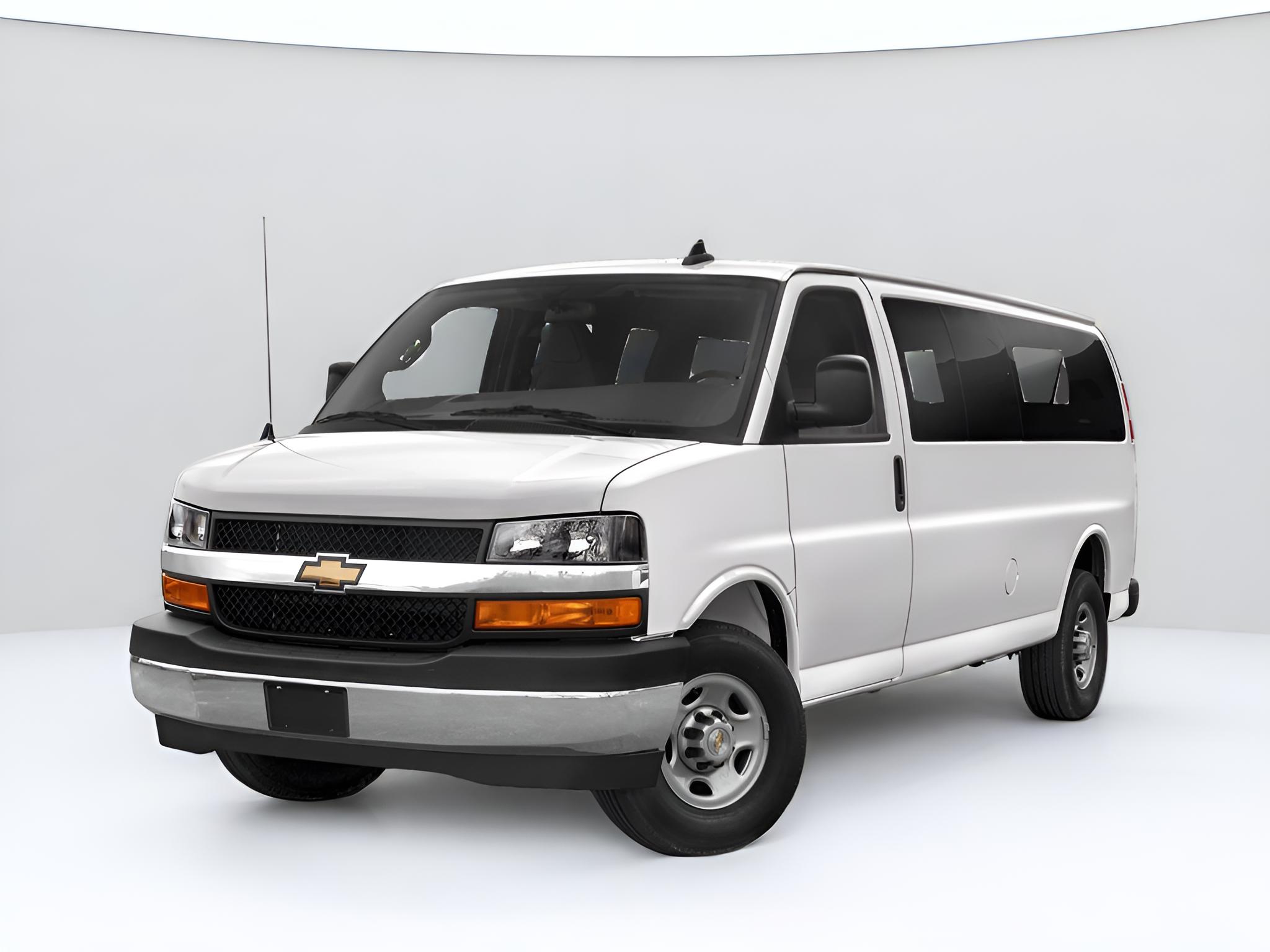 2020 Chevrolet Express Passenger LS