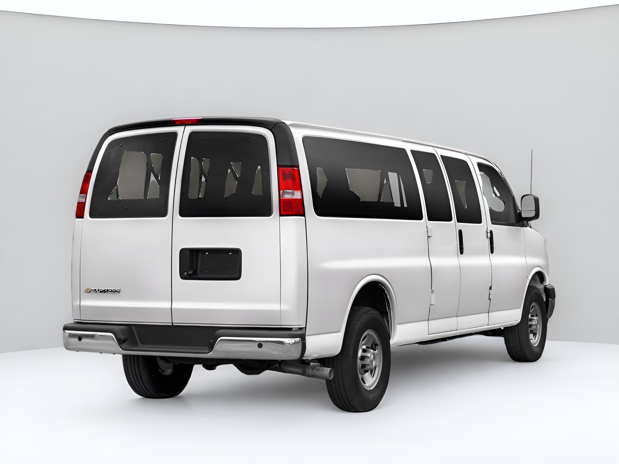 2020 Chevrolet Express Passenger LS