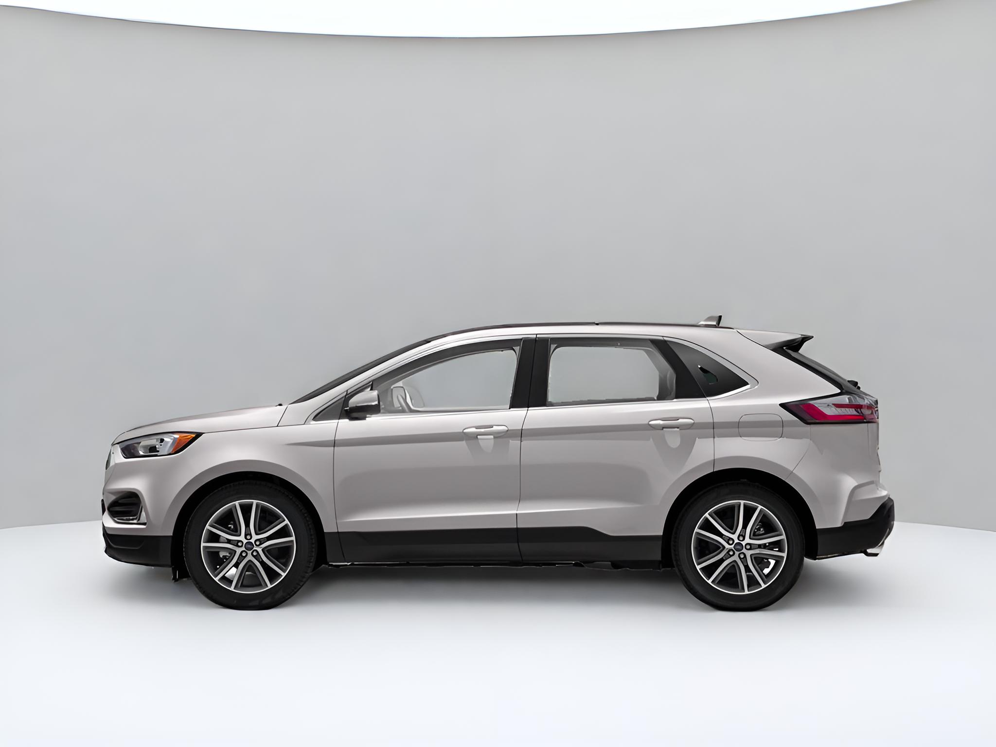 2019 Ford Edge Titanium FWD