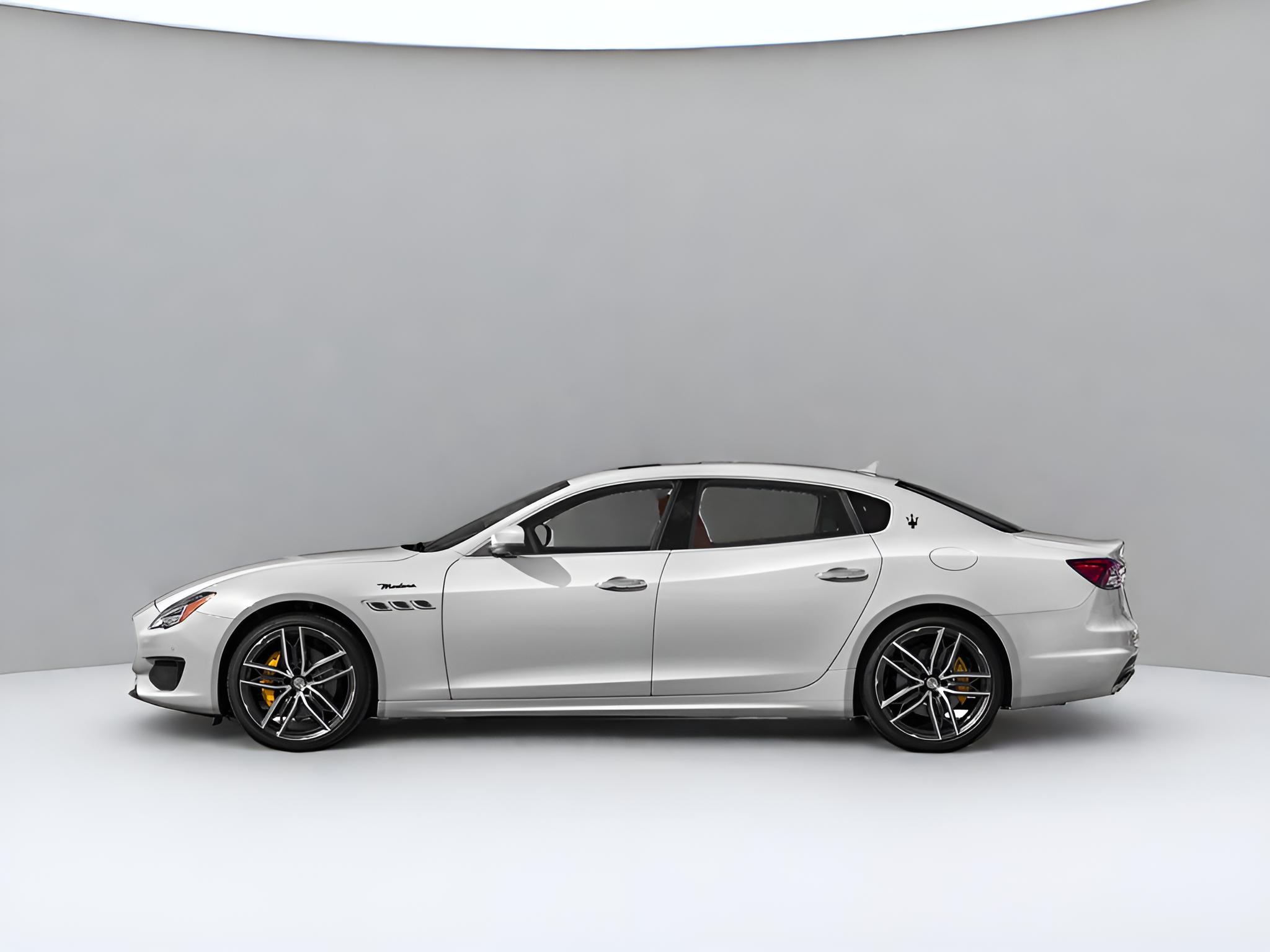 2022 Maserati Quattroporte Modena