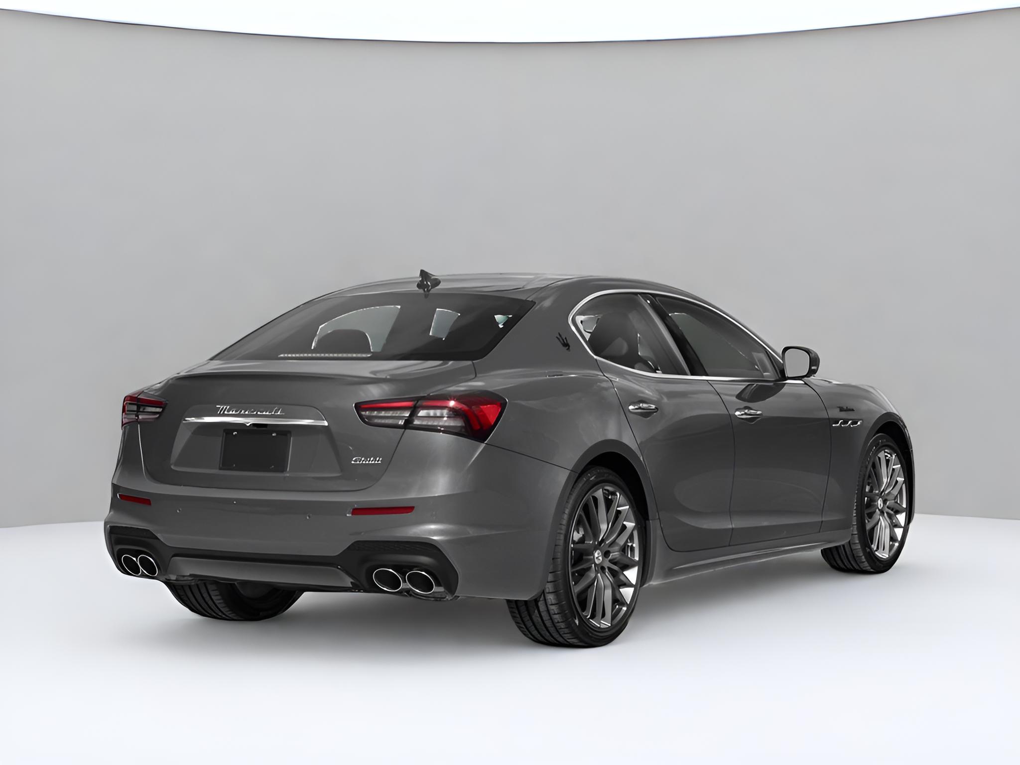 2023 Maserati Ghibli Modena Q4