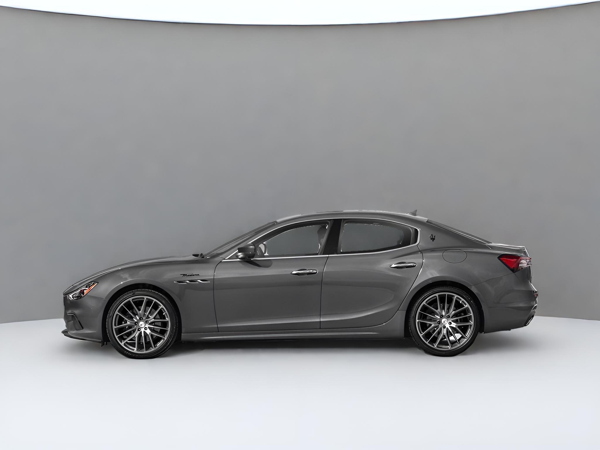 2023 Maserati Ghibli Modena Q4