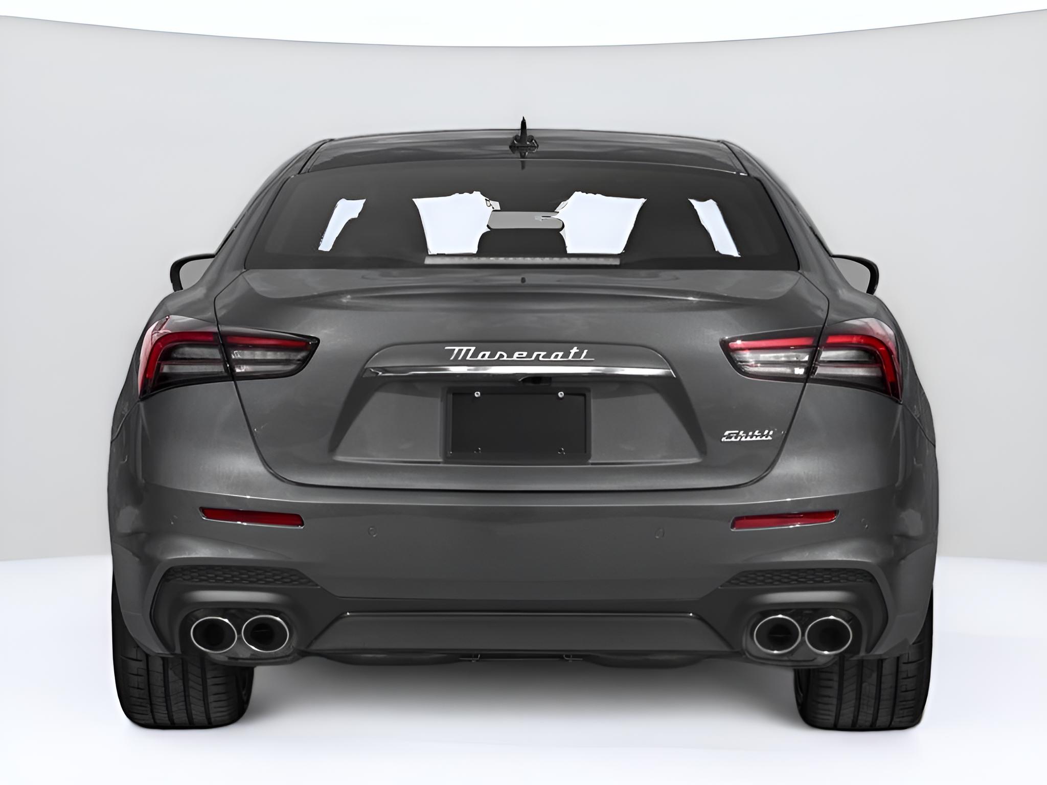 2023 Maserati Ghibli Modena Q4