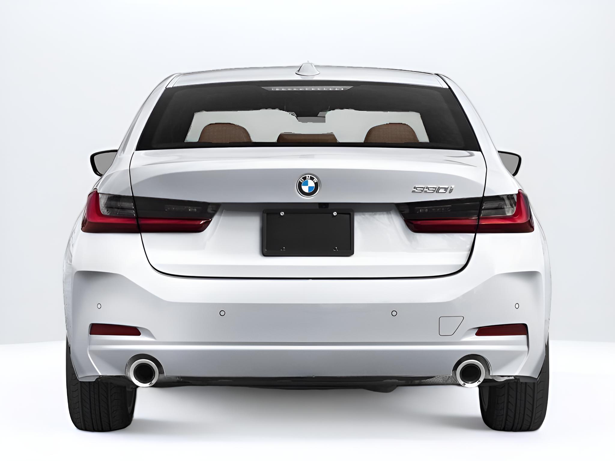 2023 BMW 3 Series 330i