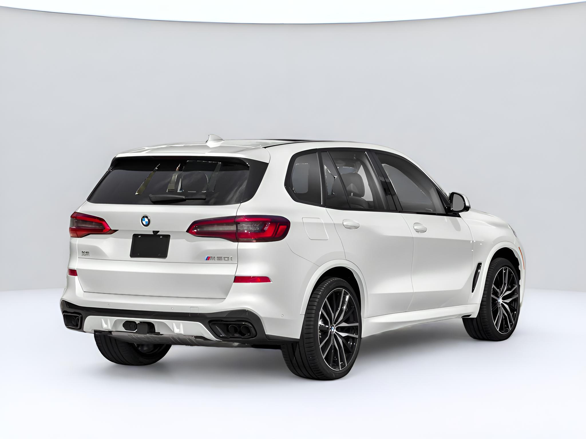 2023 BMW X5 M50i