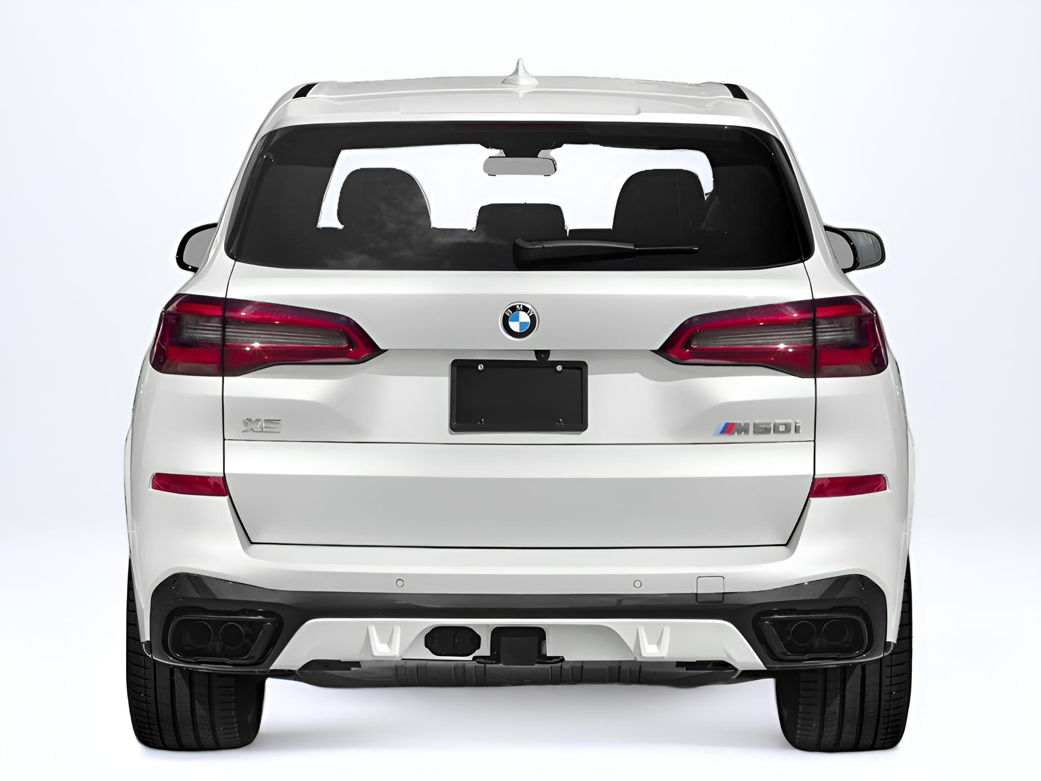 2023 BMW X5 M50i
