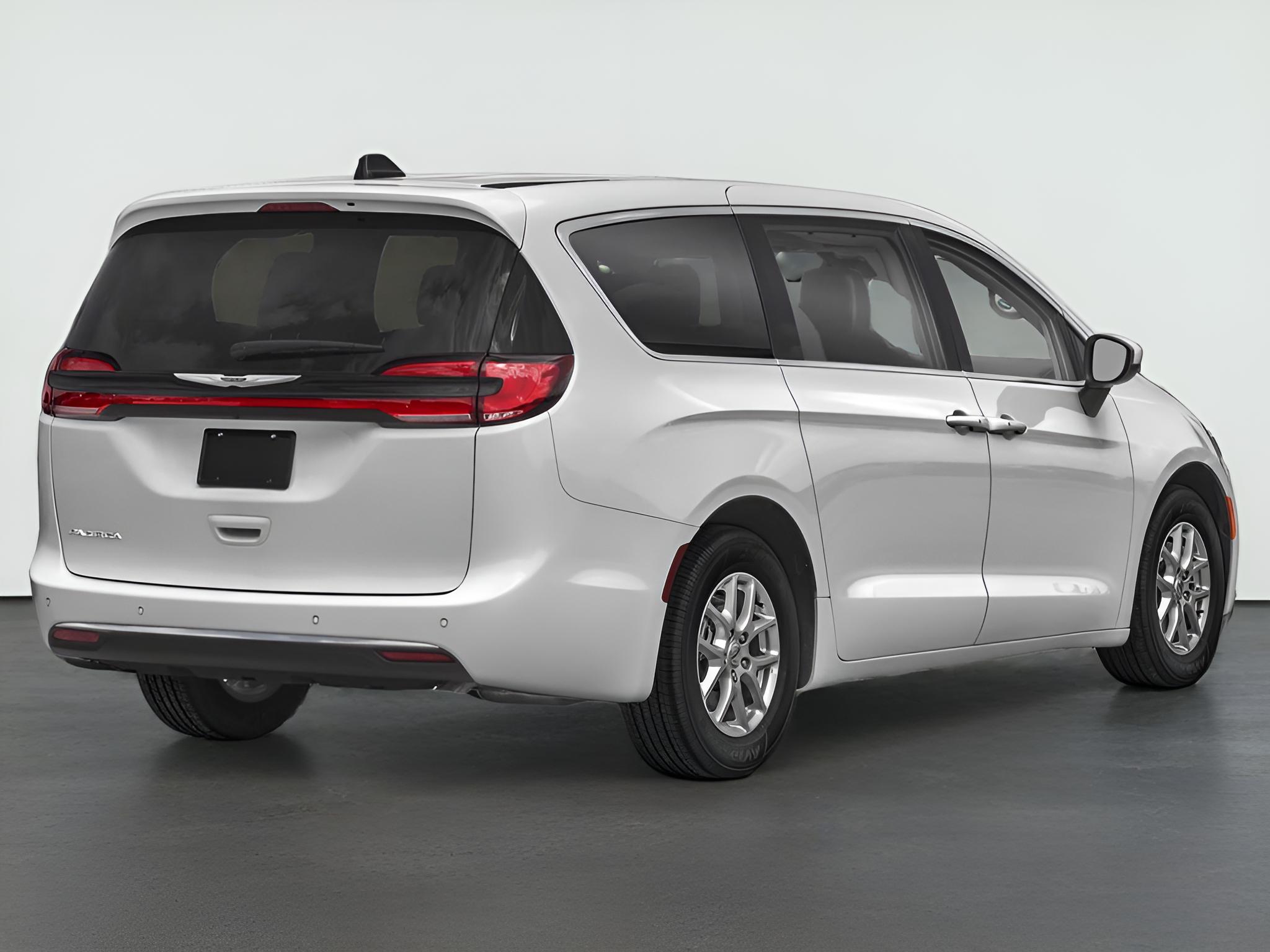 2023 Chrysler Pacifica Touring L FWD