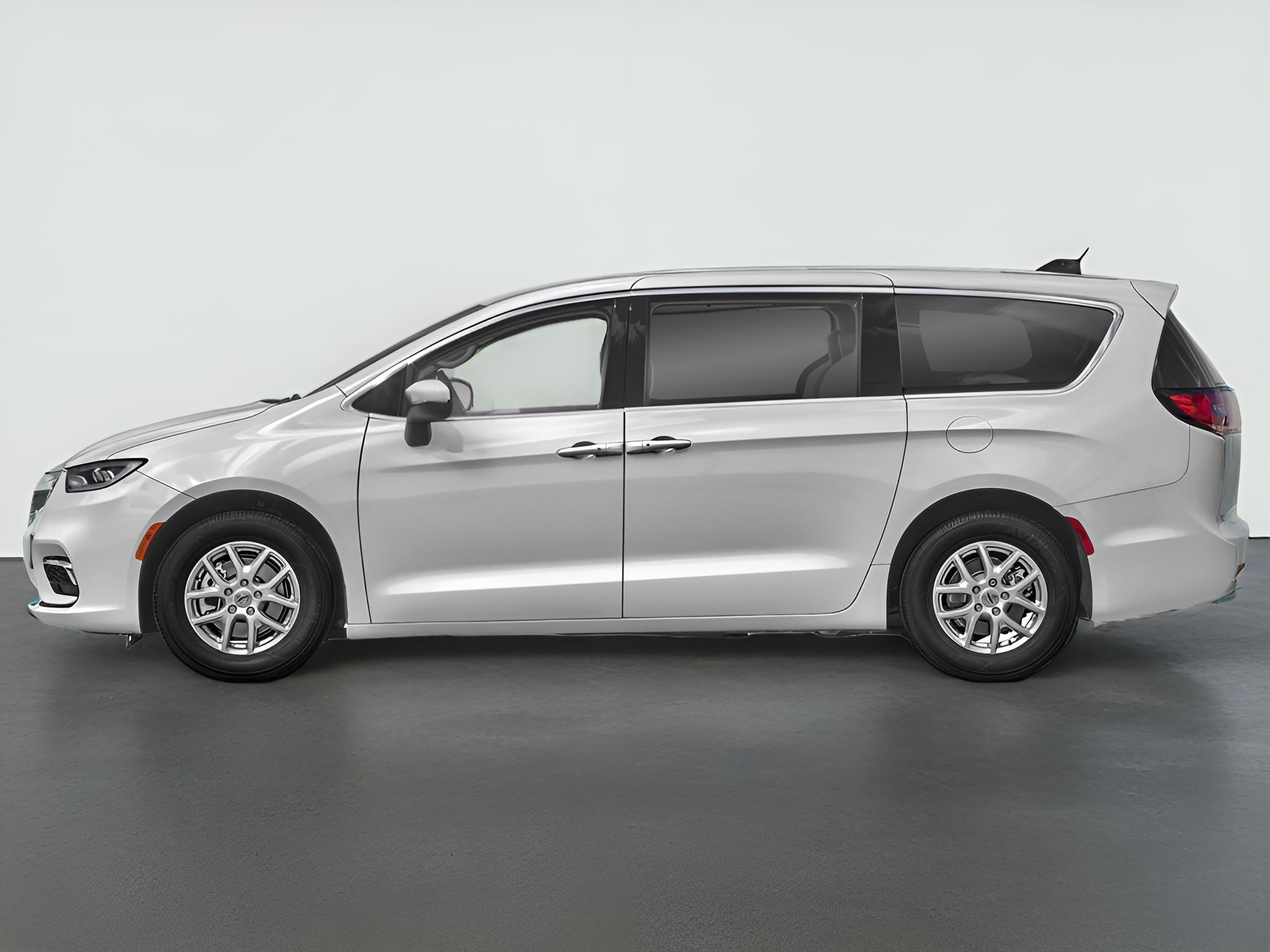 2023 Chrysler Pacifica Touring L FWD