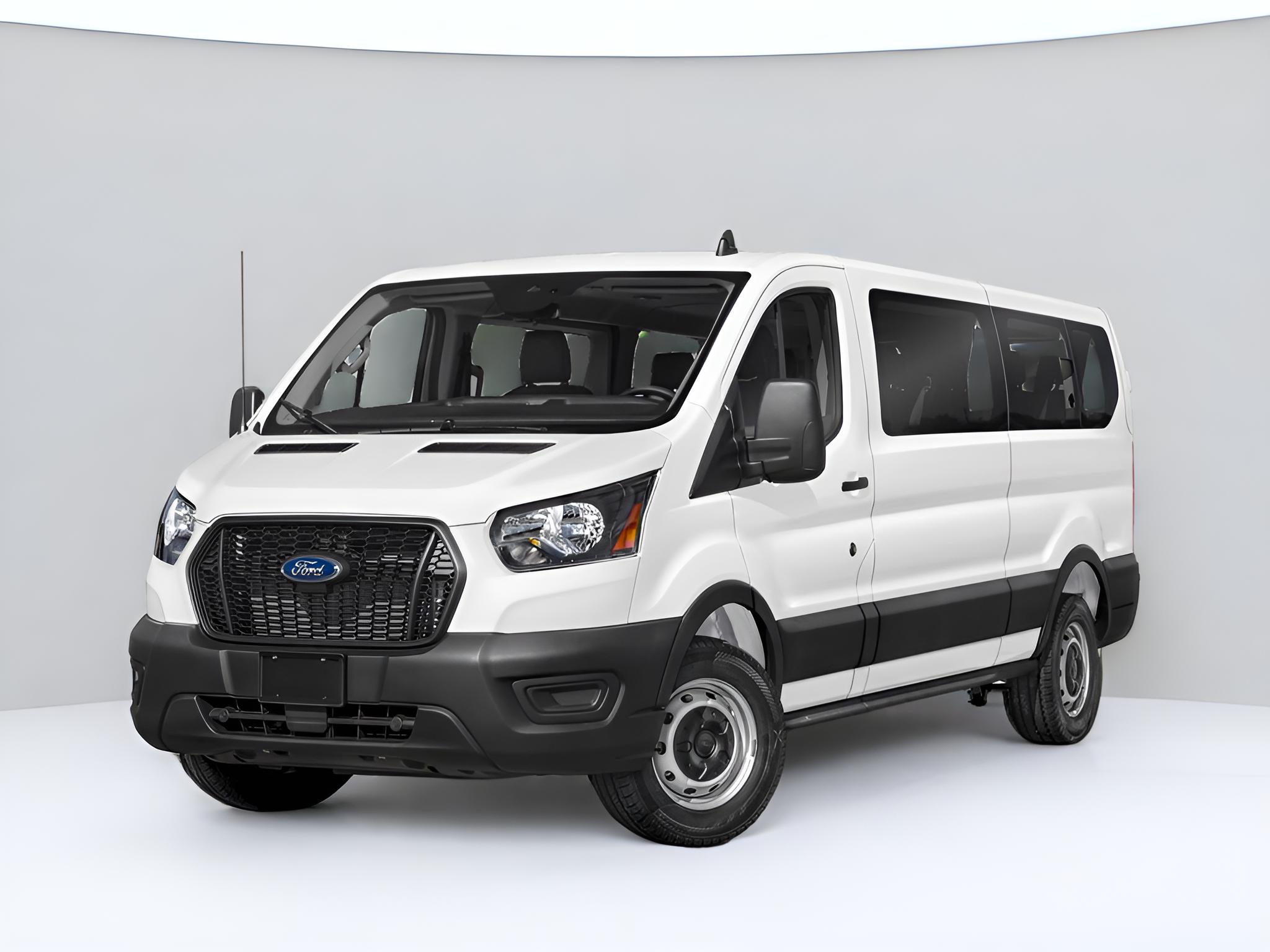 2024 Ford Transit Passenger Wagon XLT