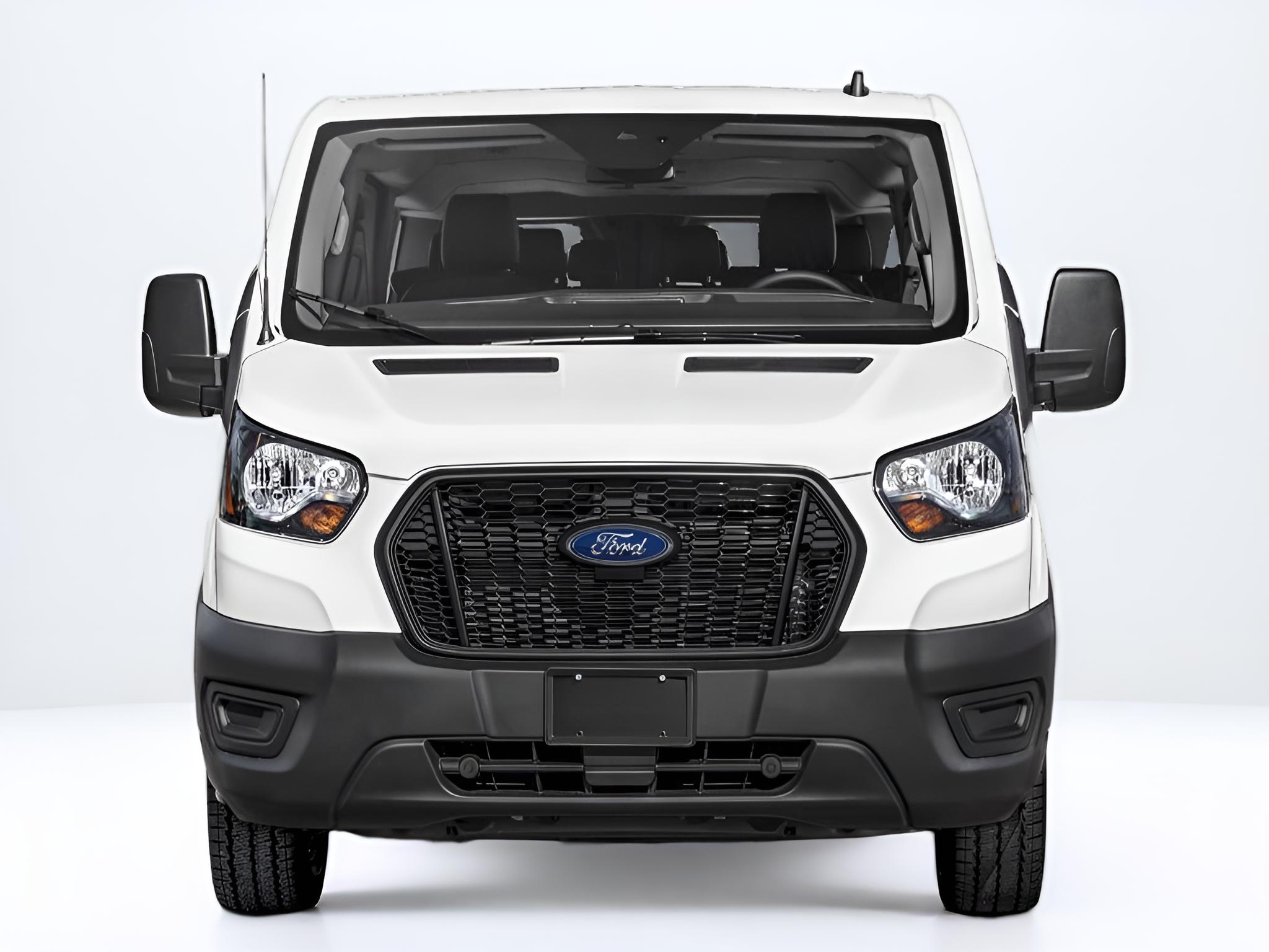 2024 Ford Transit Passenger Wagon XLT