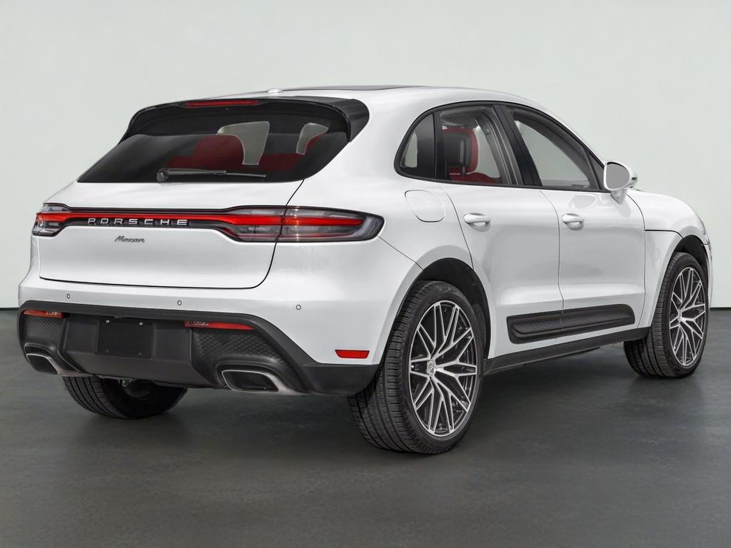 2025 Porsche Macan GTS