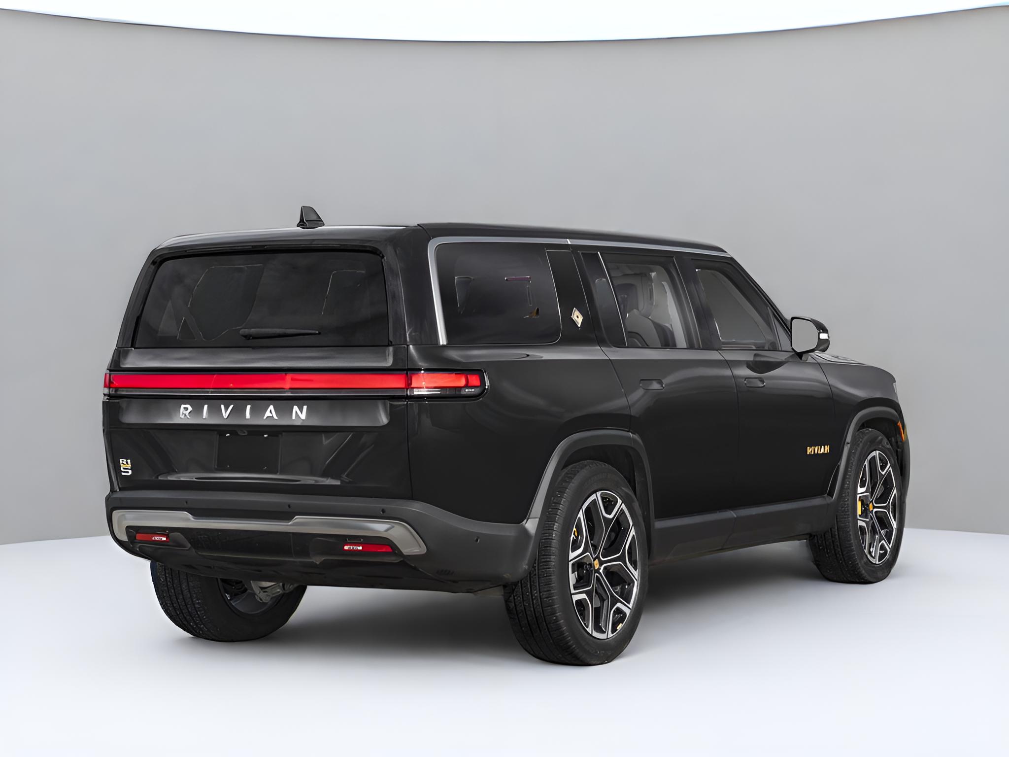 2023 Rivian R1S Adventure