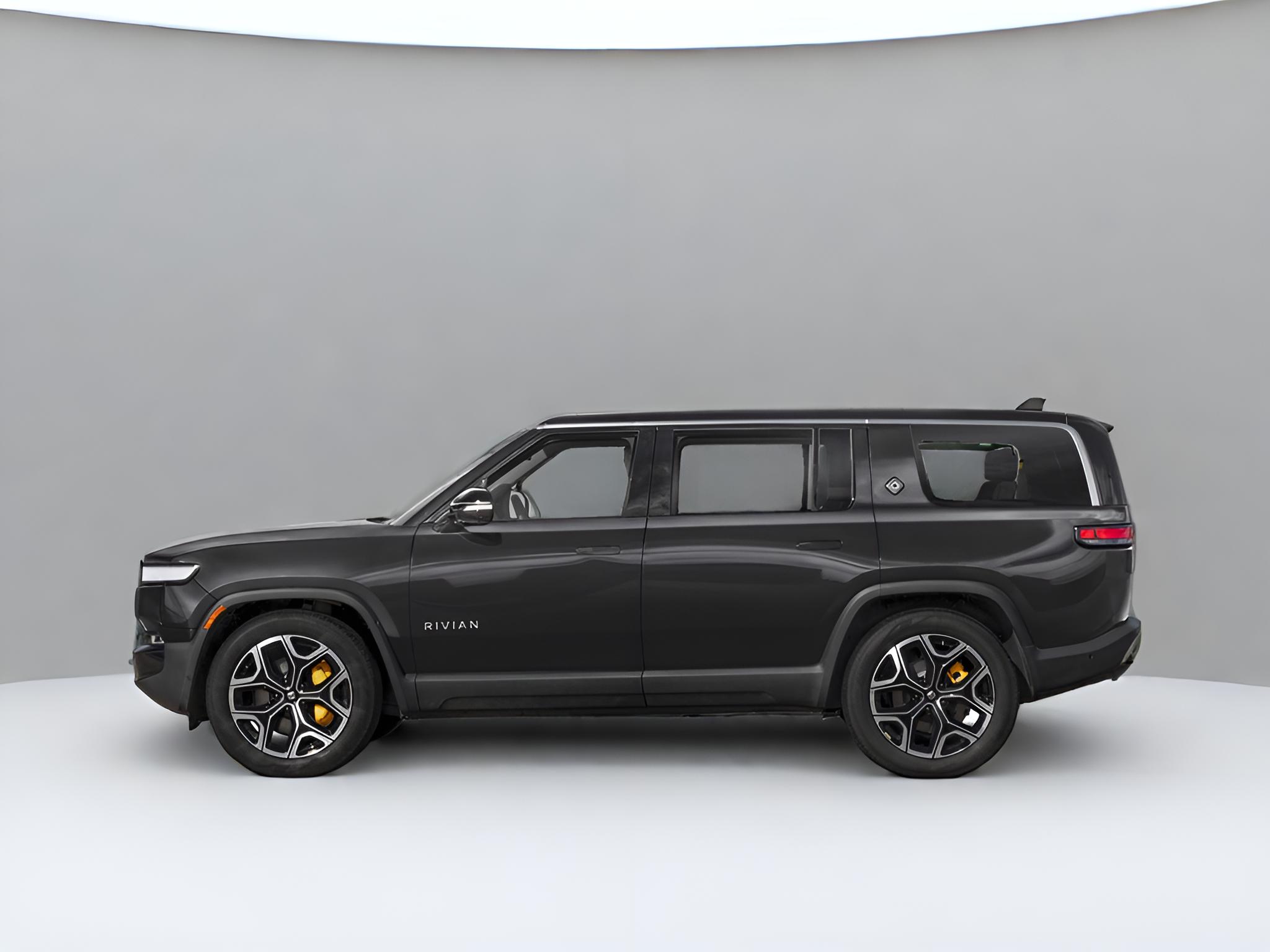 2023 Rivian R1S Adventure