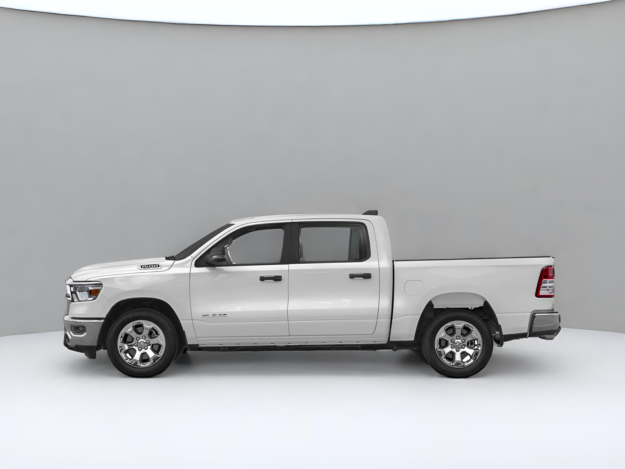 2023 RAM 1500 Lone Star Crew Cab 4x4 5'7' Box