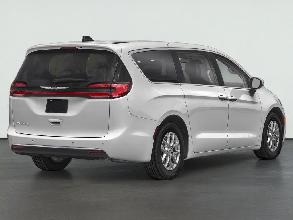 2023 Chrysler Pacifica Touring L FWD