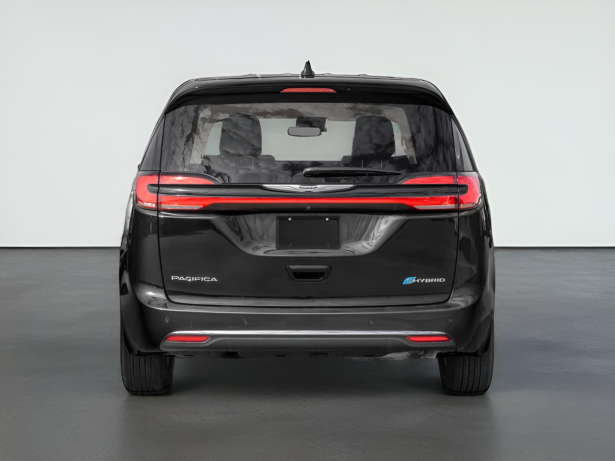 2024 Chrysler Pacifica Select