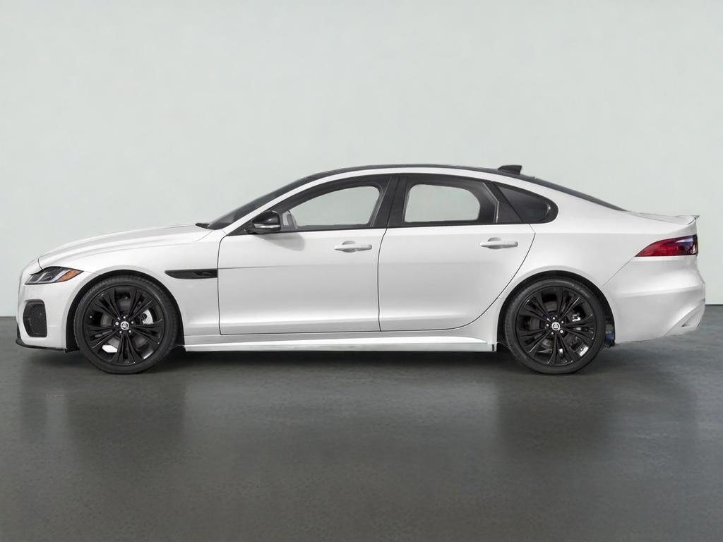 2024 Jaguar XF R-Dynamic SE