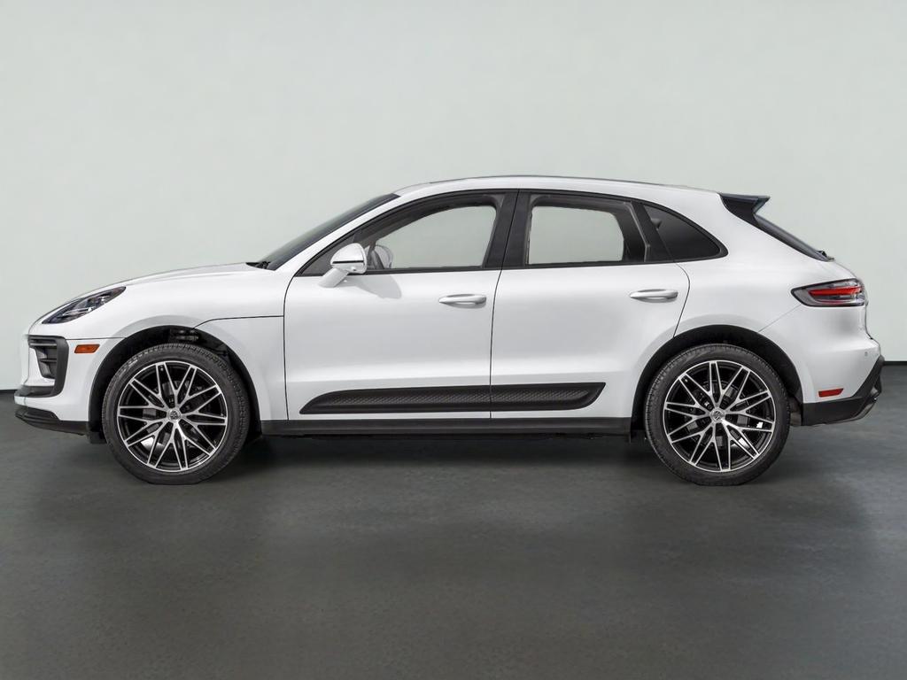 2025 Porsche Macan GTS