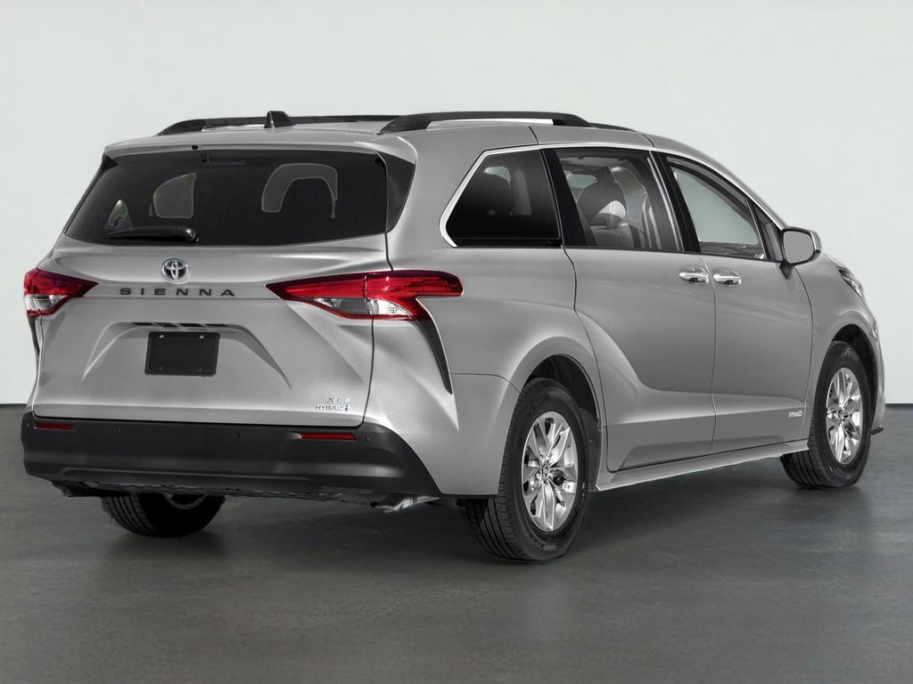 2024 Toyota Sienna XLE 7 Passenger
