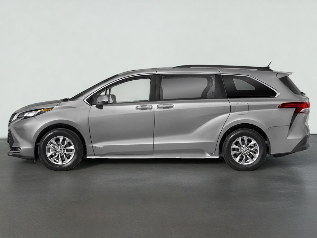 2024 Toyota Sienna XLE 7 Passenger