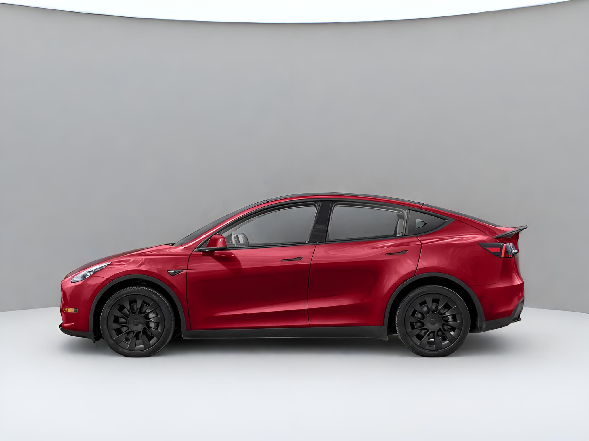 2025 Tesla Model Y Long Range