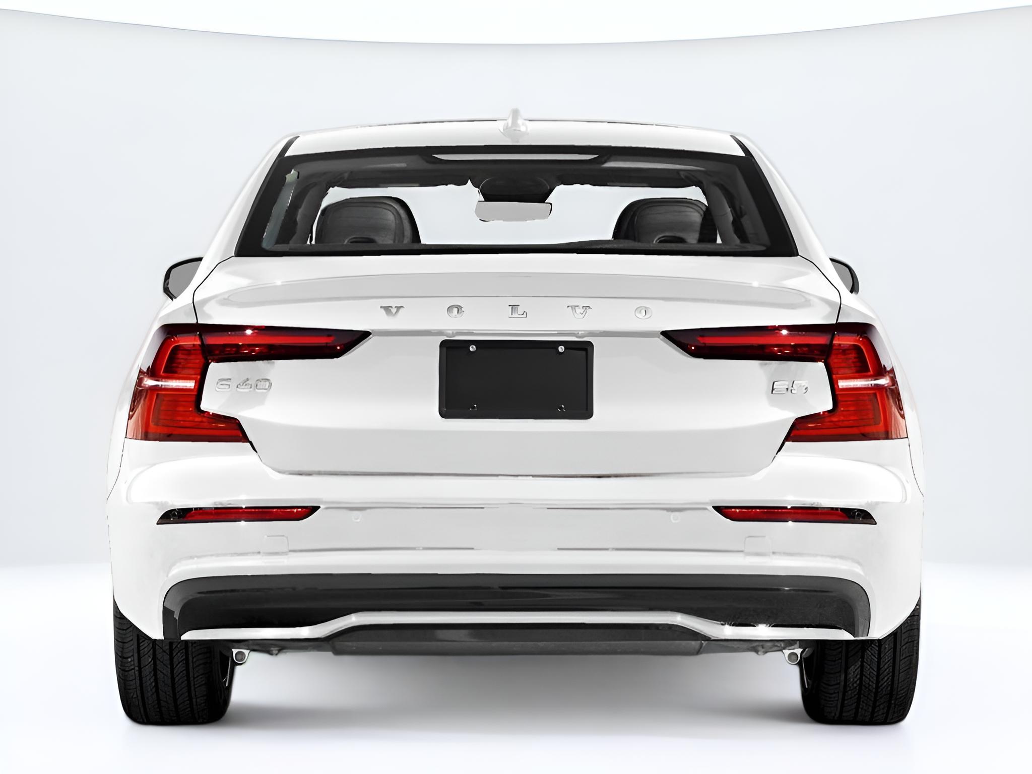 2024 Volvo S60 Core Dark Theme