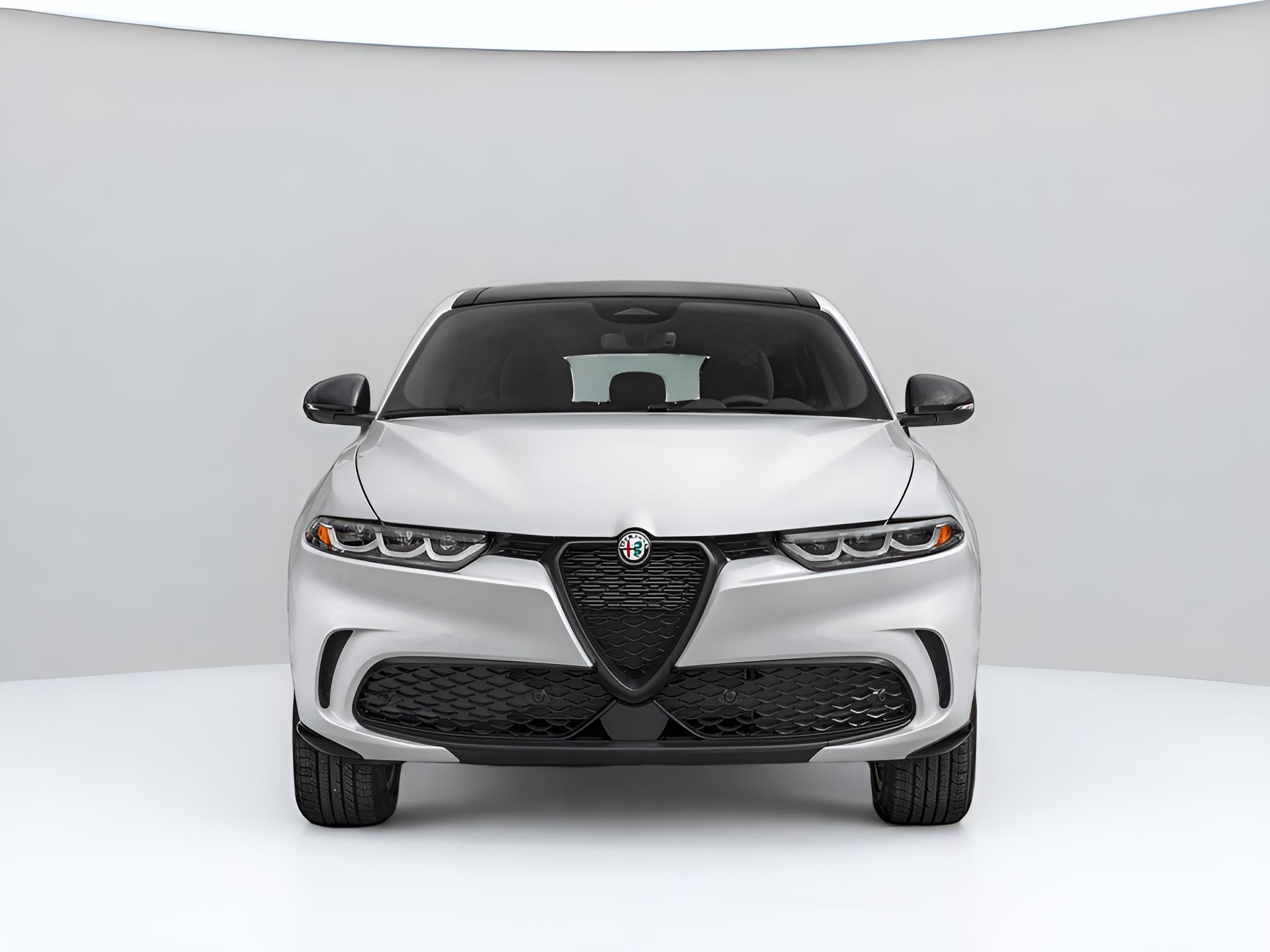 2025 Alfa Romeo Tonale Base