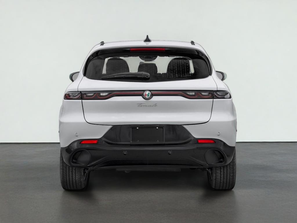 2025 Alfa Romeo Tonale Base