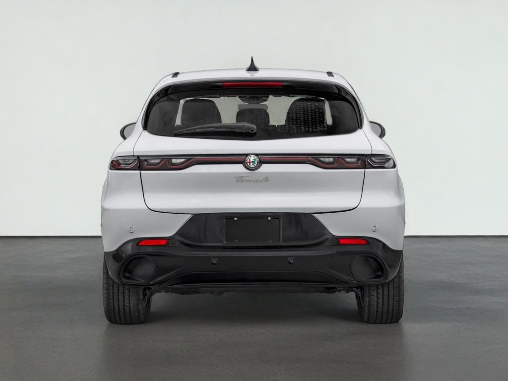 2025 Alfa Romeo Tonale Base