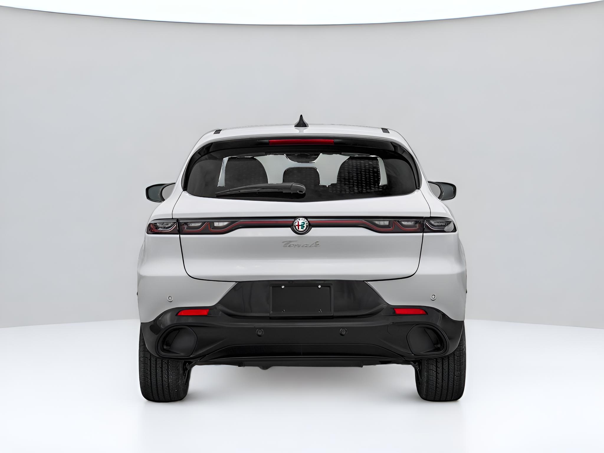 2025 Alfa Romeo Tonale Base