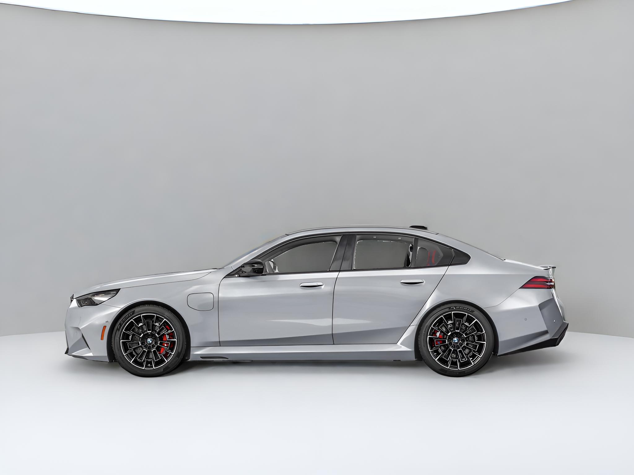 2025 BMW M5 Base