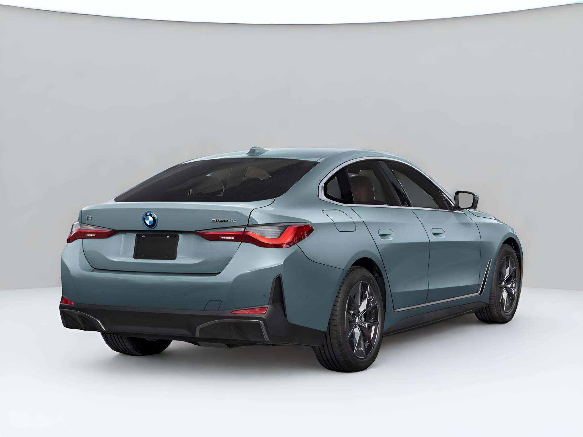 2025 BMW i4 eDrive40