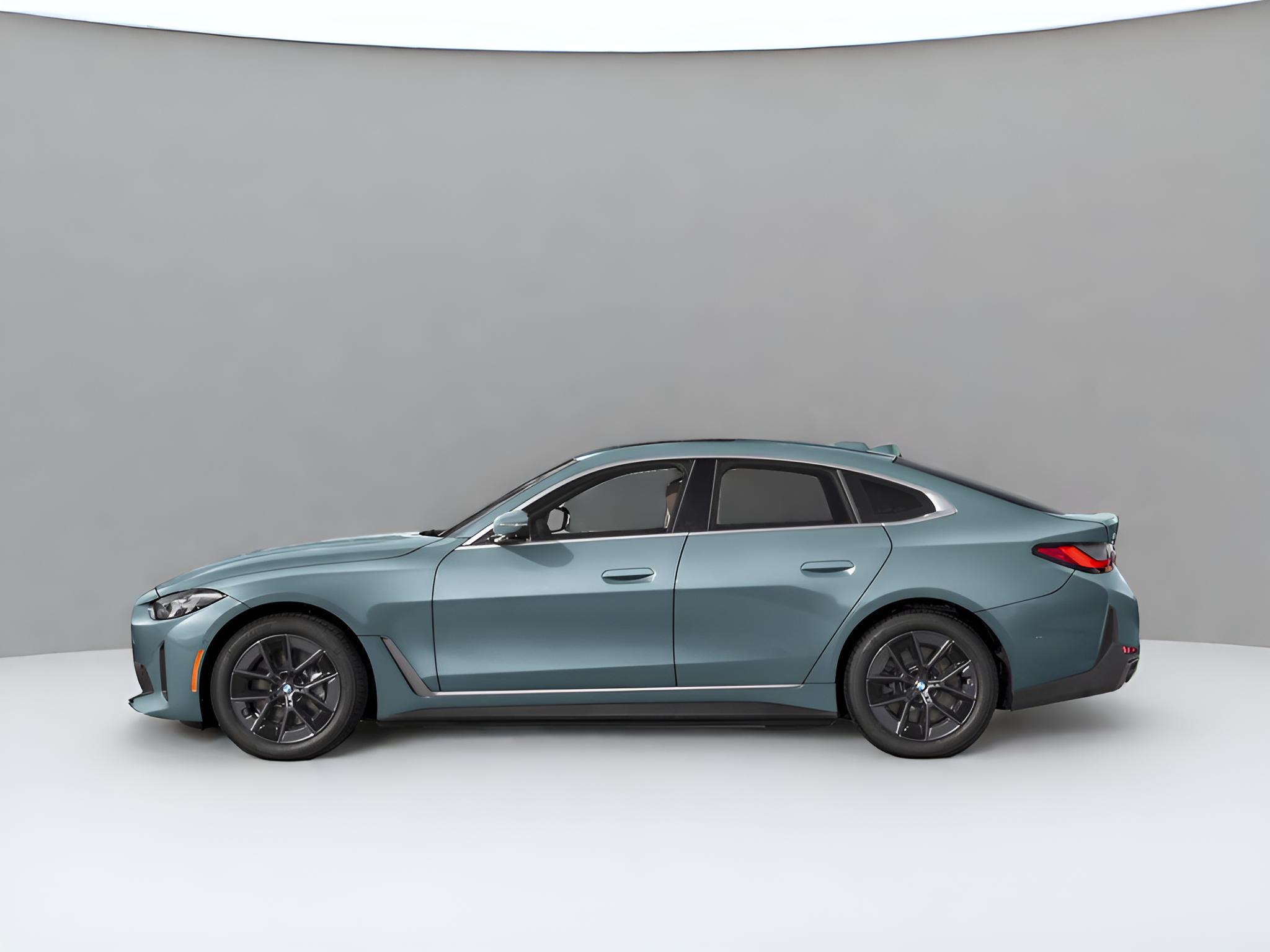 2025 BMW i4 eDrive40