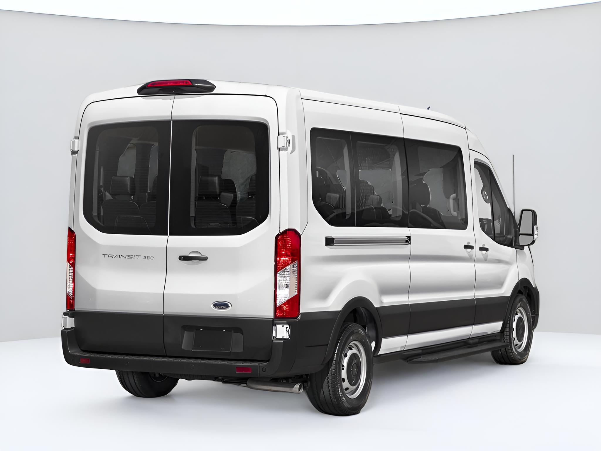 2023 Ford Transit Passenger Wagon XLT