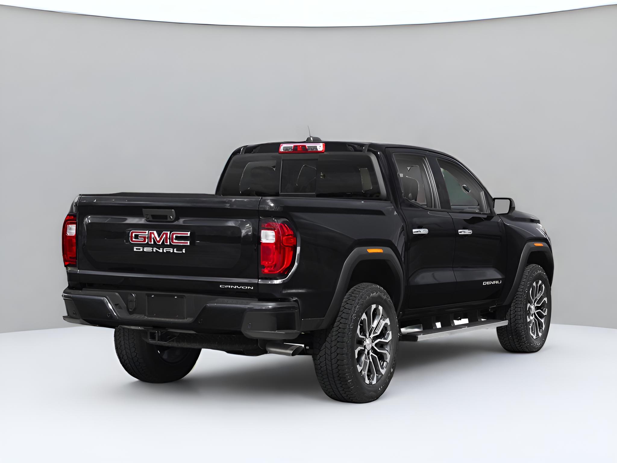 2023 GMC Canyon Denali