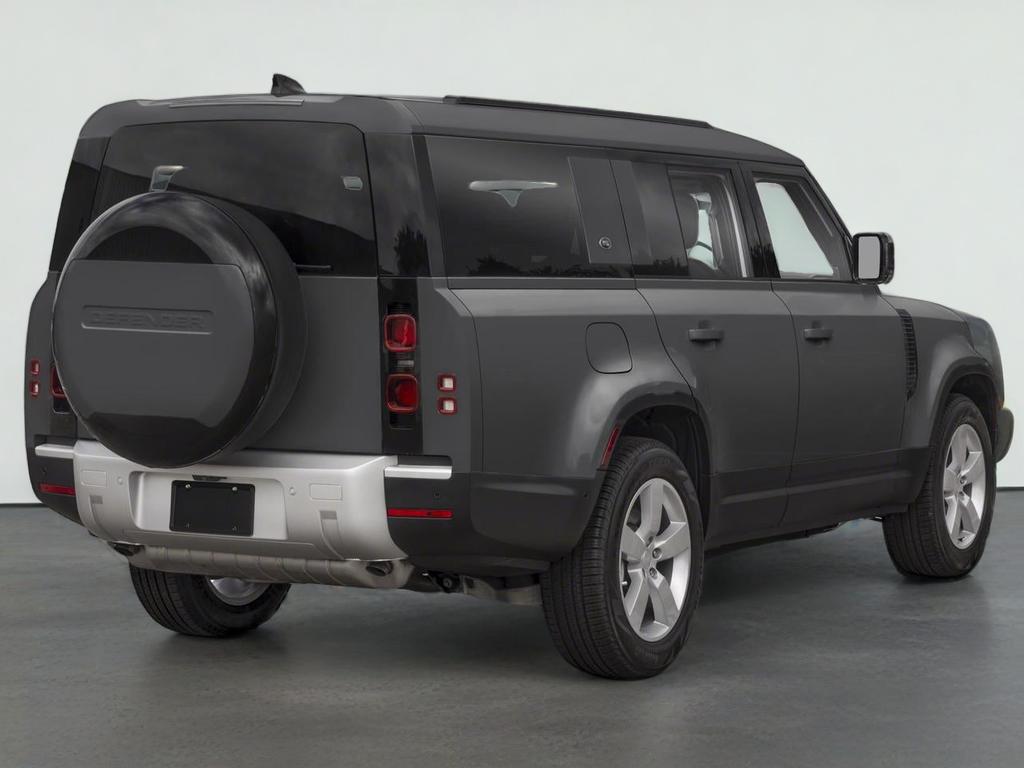 2025 Land Rover Defender V8