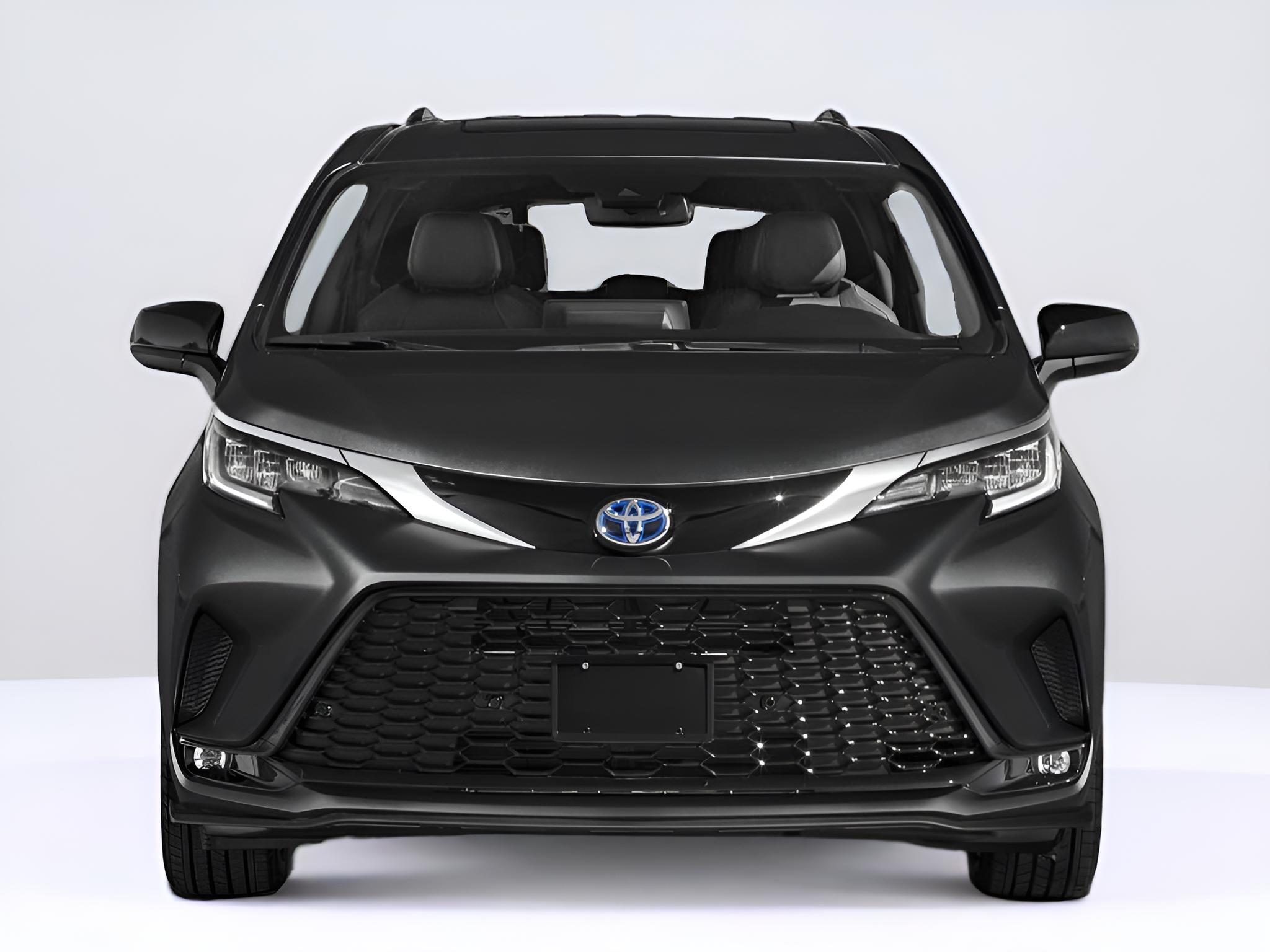 2023 Toyota Sienna XSE 7 Passenger