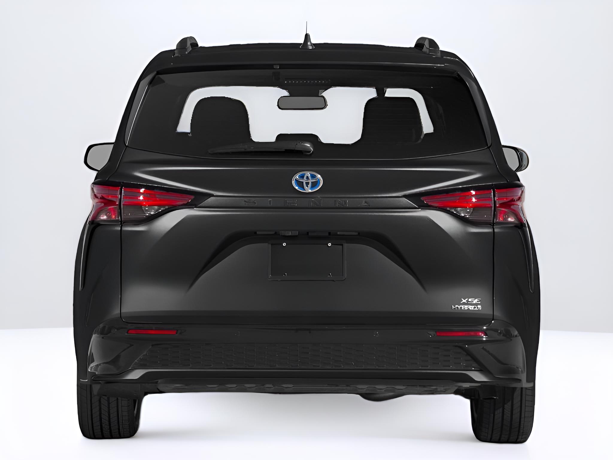 2023 Toyota Sienna XSE 7 Passenger