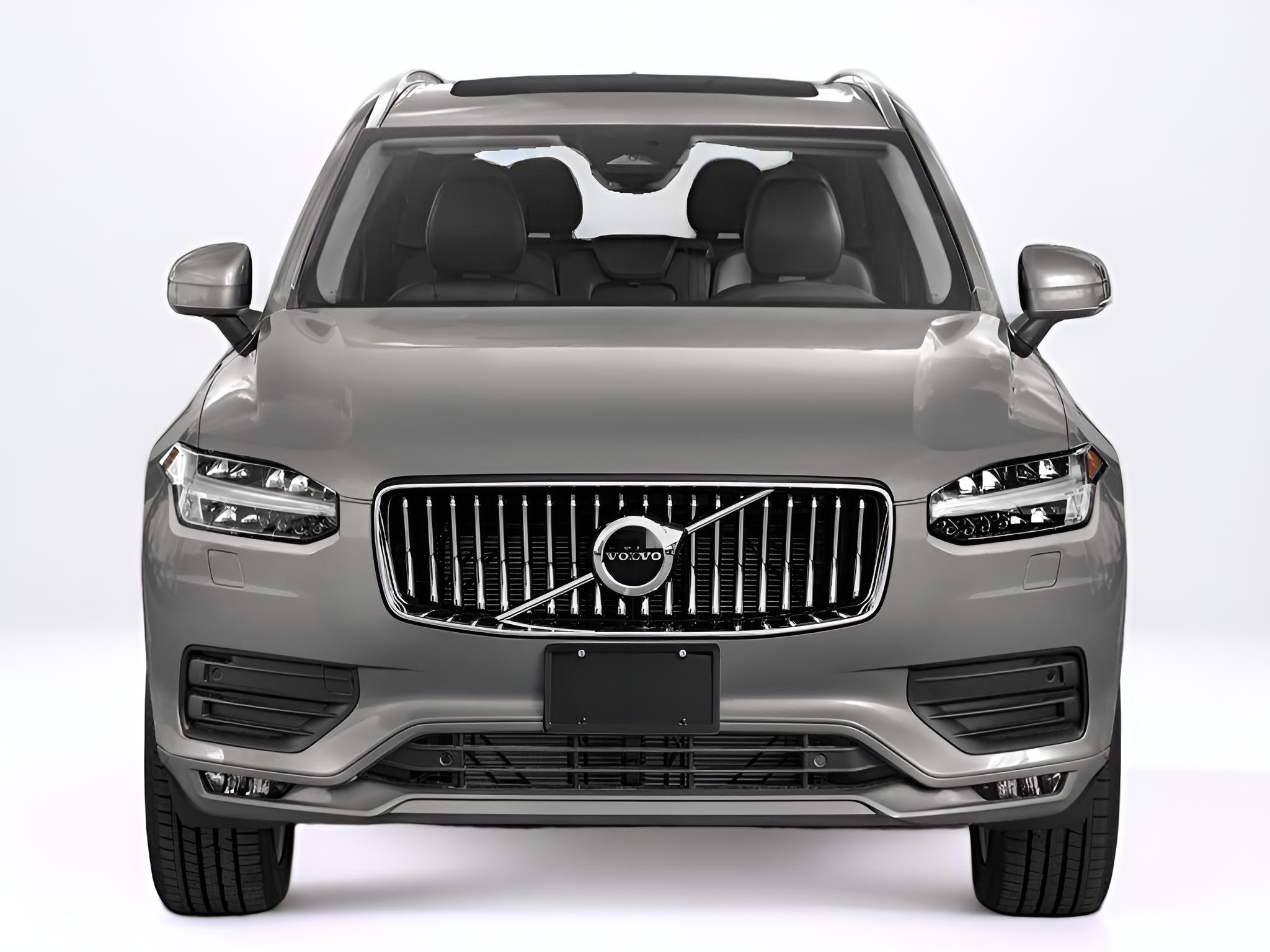 2023 Volvo XC90 B5 Core