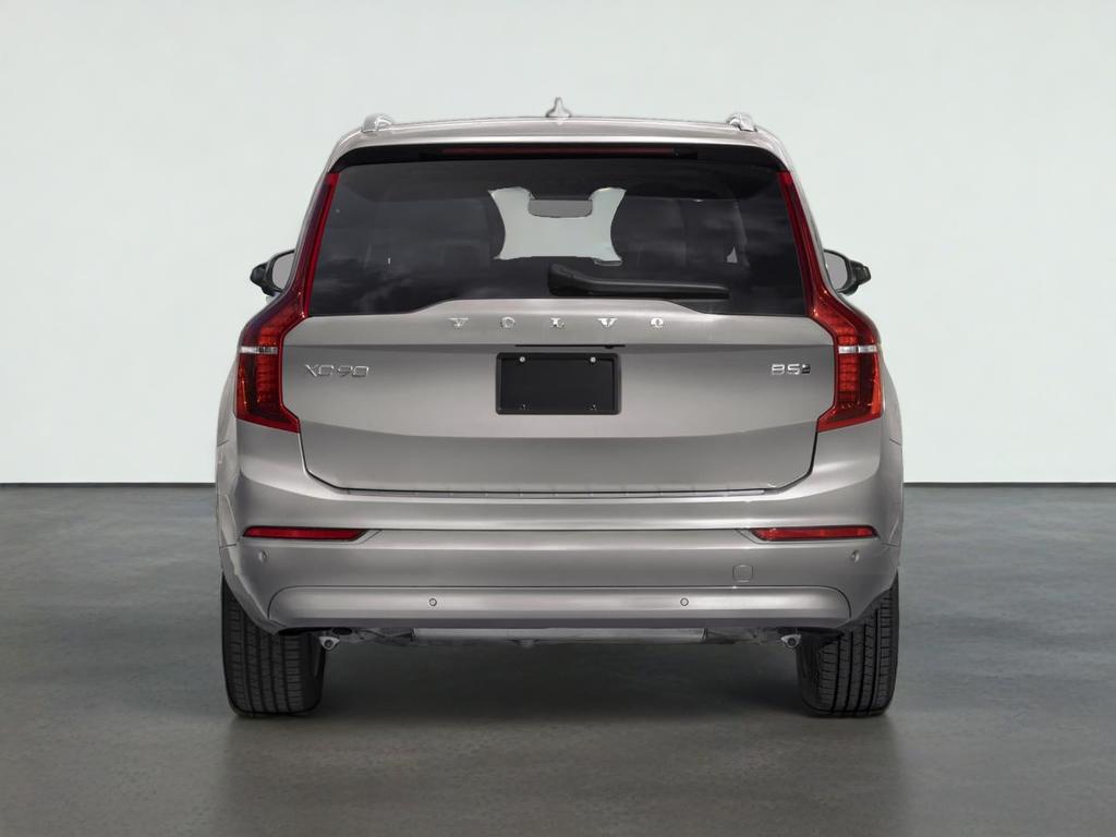 2025 Volvo XC90 B5 Plus
