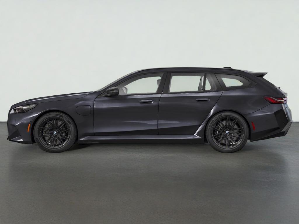 2025 BMW M5 Base