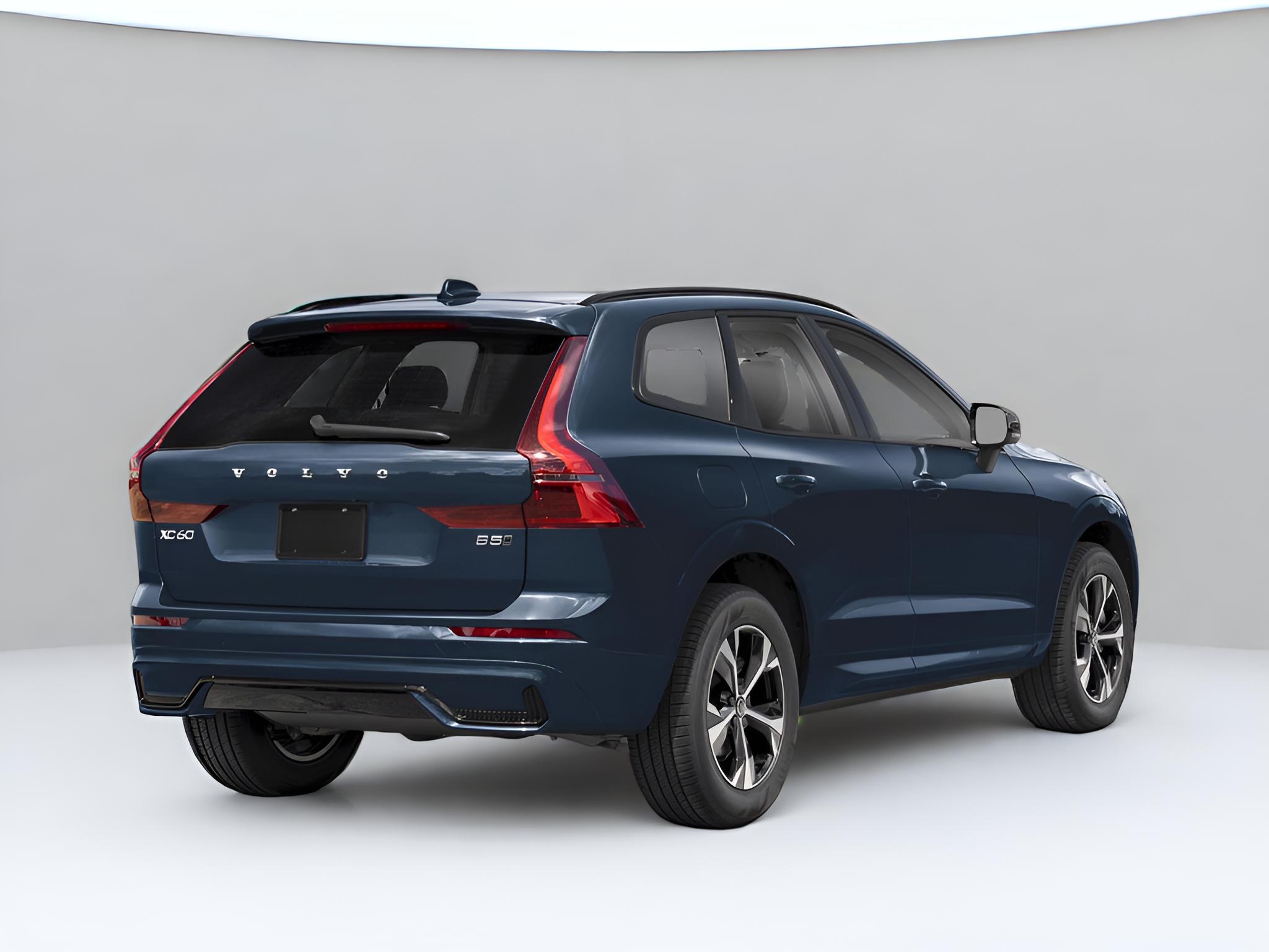 2026 Volvo XC60 B5 Plus