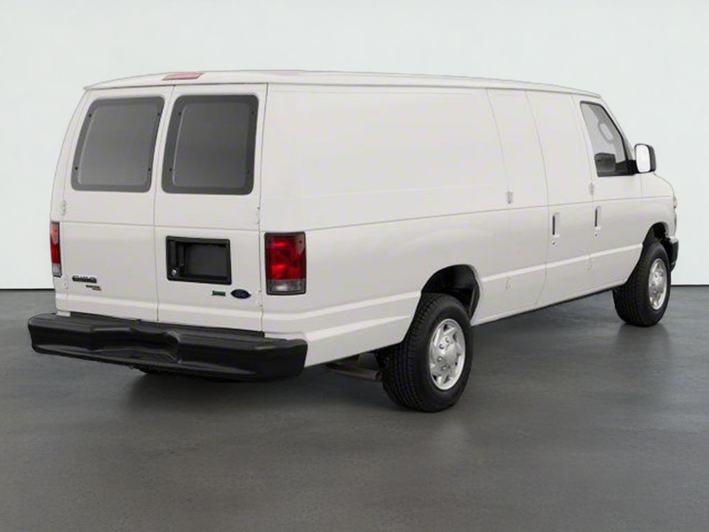 2011 Ford E-Series Wagon XL